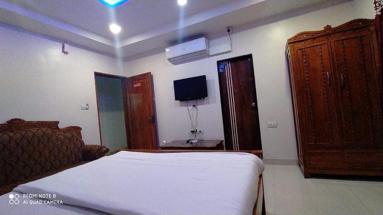 Hotel Shalimar Executive, Uran Islampur Peth  Exterior foto